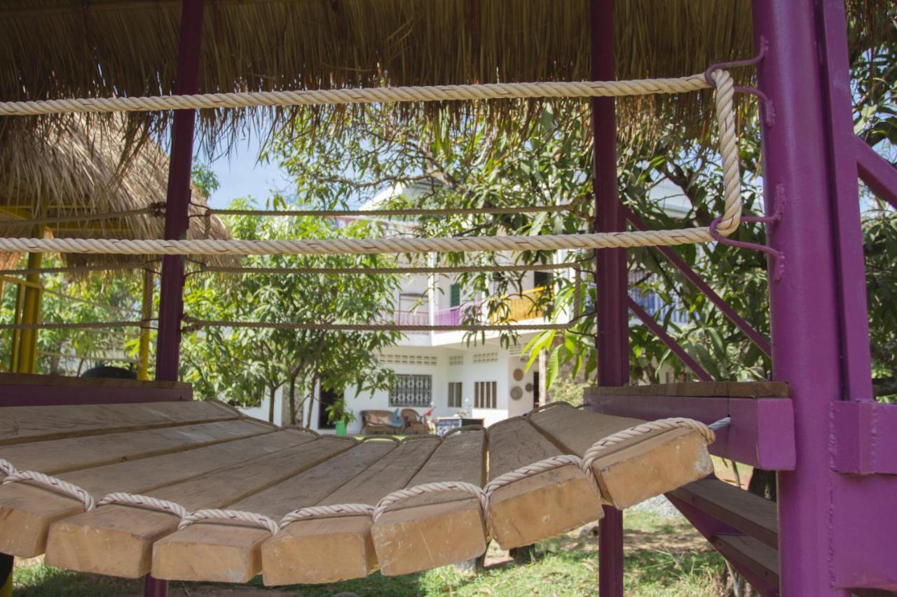 The Playground Bed and Breakfast Kampot Eksteriør billede